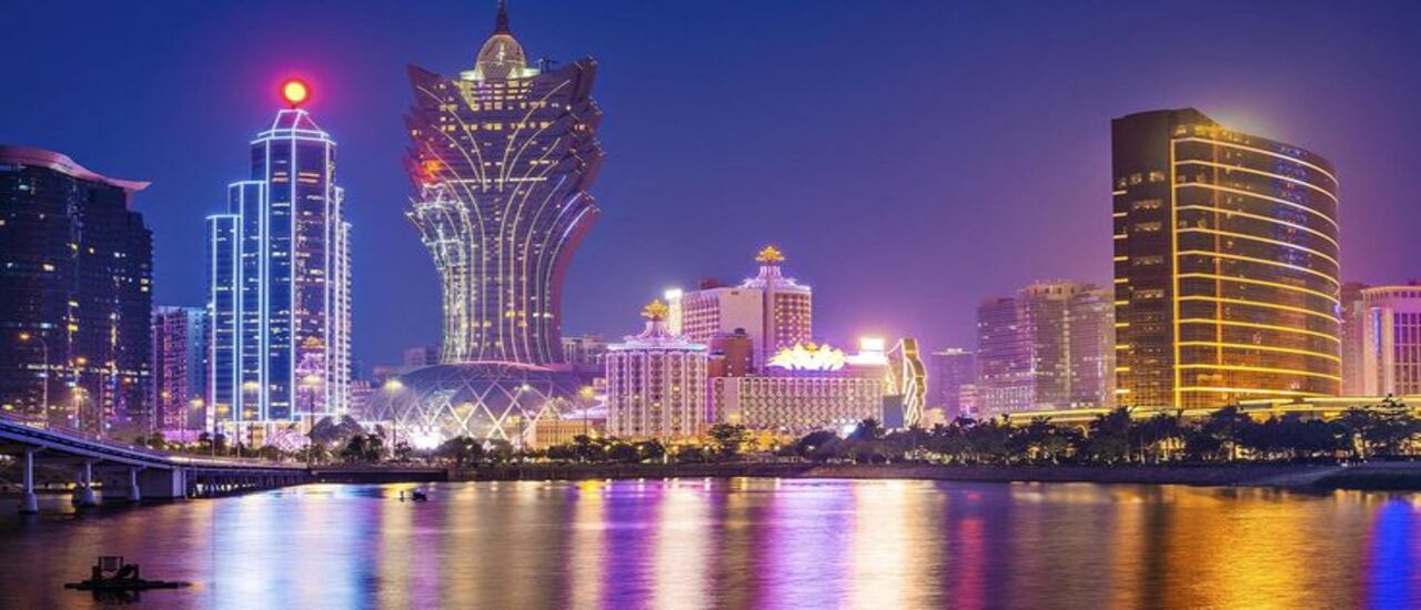 gambling revenues in Macau