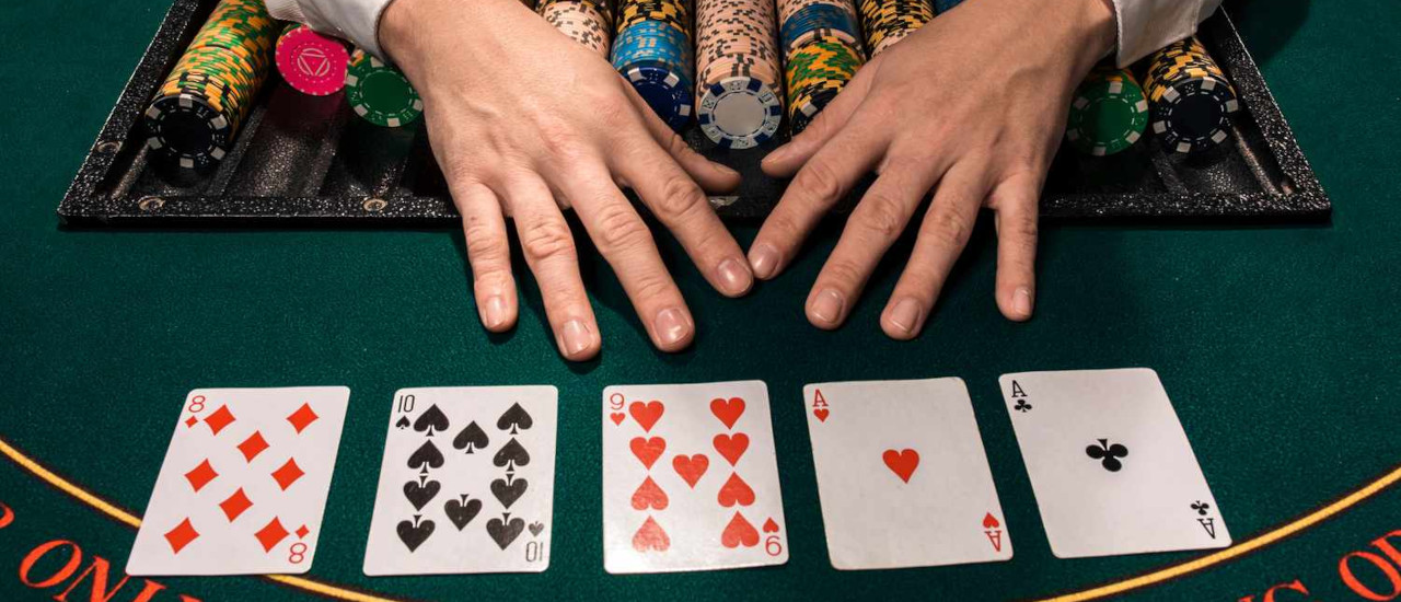Ways to Avoid Looking Like a Beginner When Playing Poker