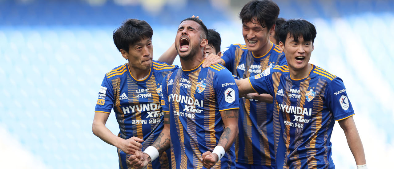 Ulsan Stays on Top of the K League after Draw with FC Seoul
